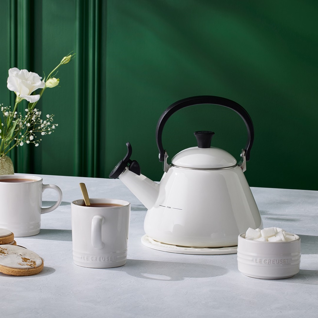 le-creuset-kone-fluitketel-16l-white