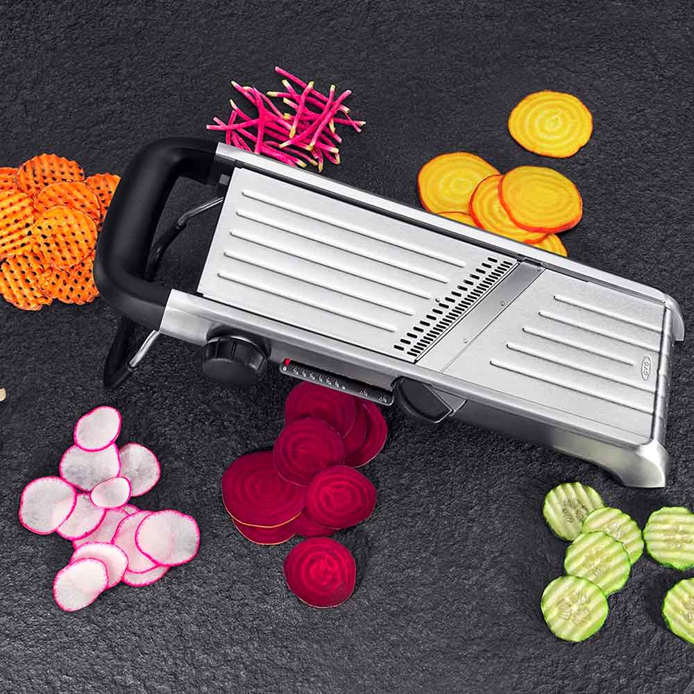 oxo-good-grips-chef’s-mandoline-2-0-steel4.jpg