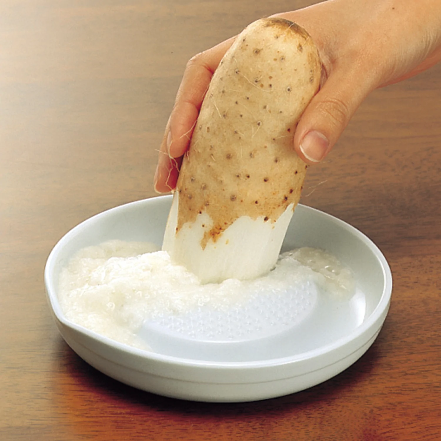 kyocera-ceramic-grater-universeelrasp-cd-18-93cm