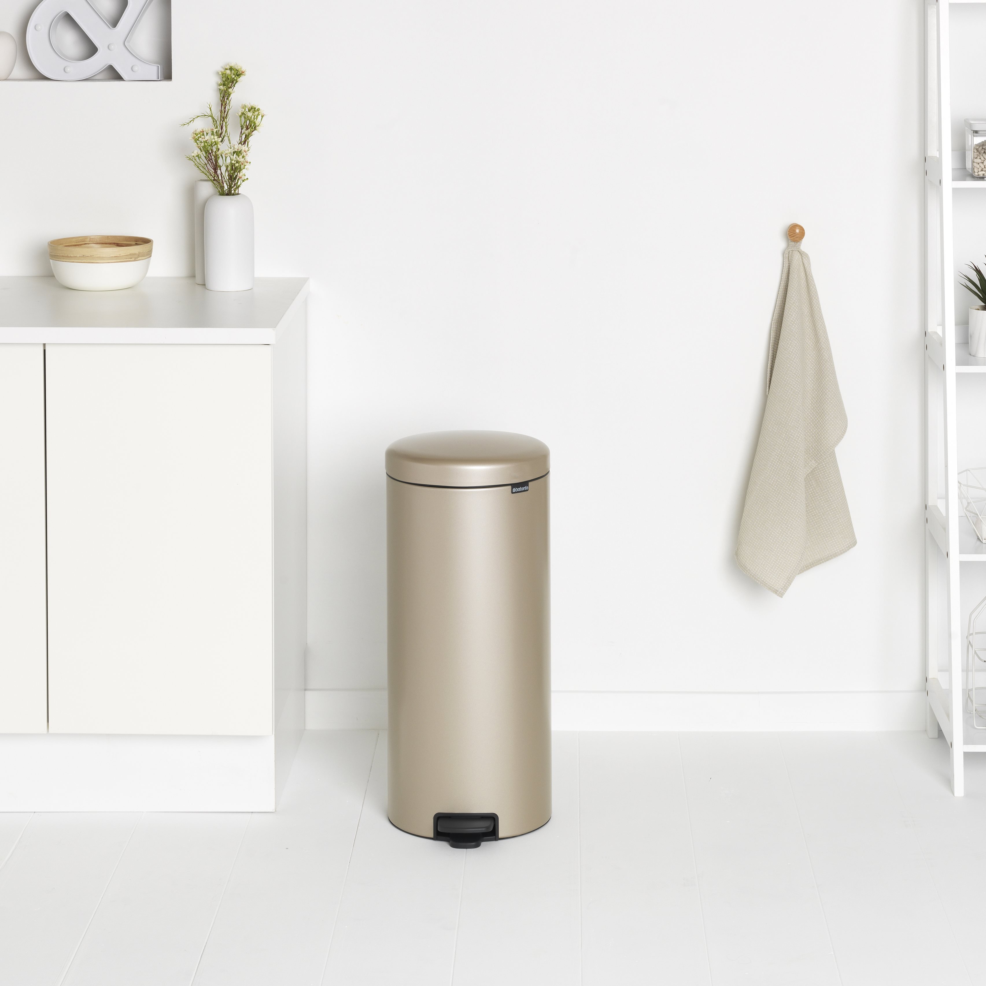 brabantia-newicon-pedaalemmer-30l-goud