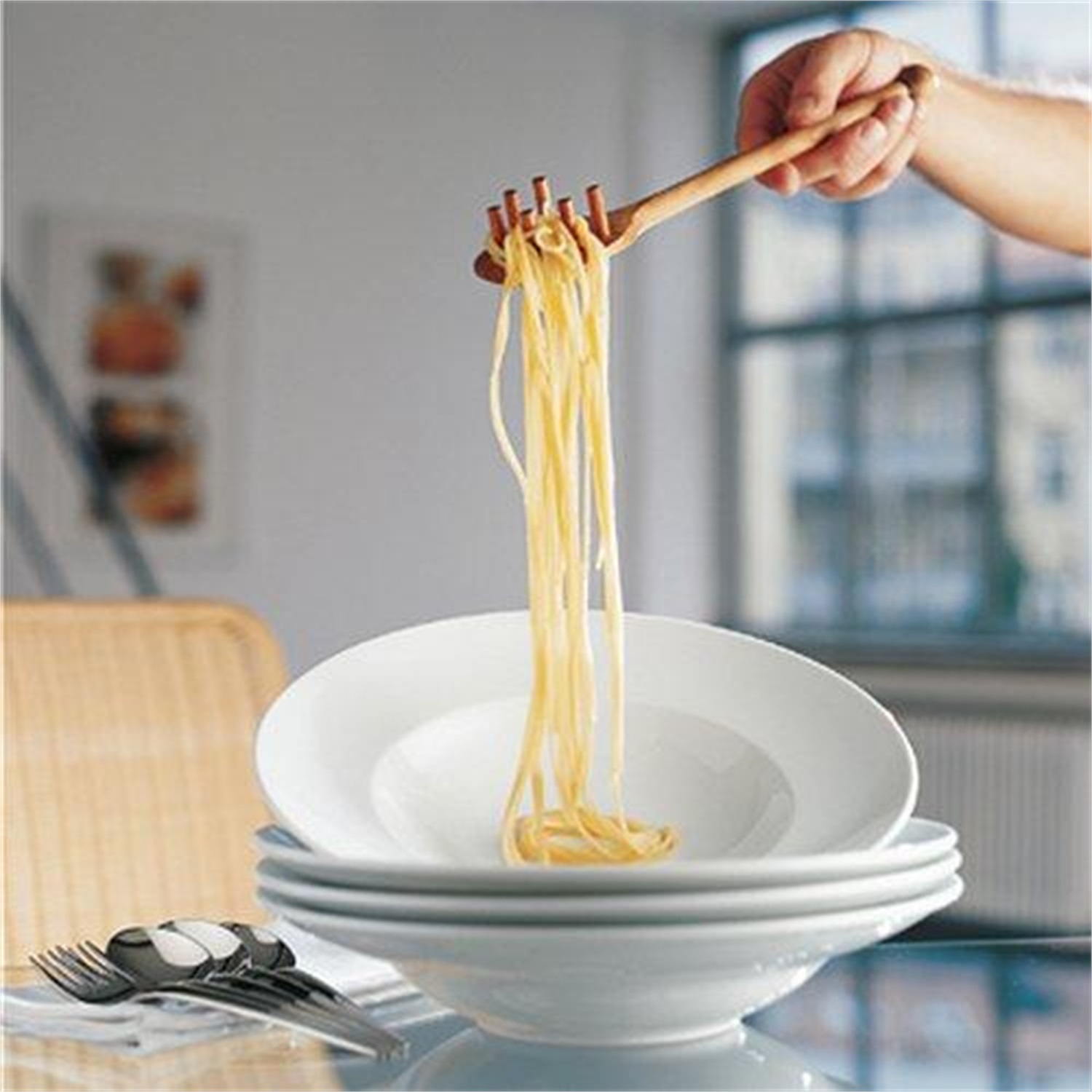 thomas-amici-pastabord-o30cm-wit-set-van-2