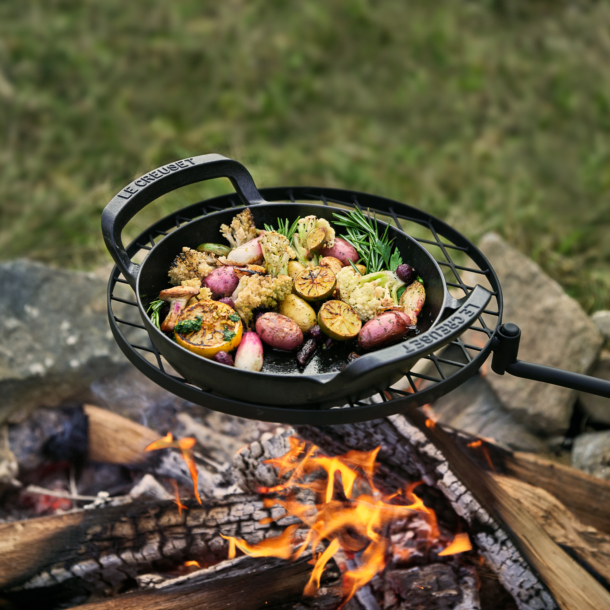 le-creuset-bbq-skillet-sfeer-1.jpg
