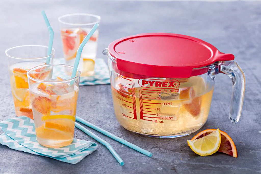 pyrex-classic-maatbeker-met-deksel-1l2.jpg