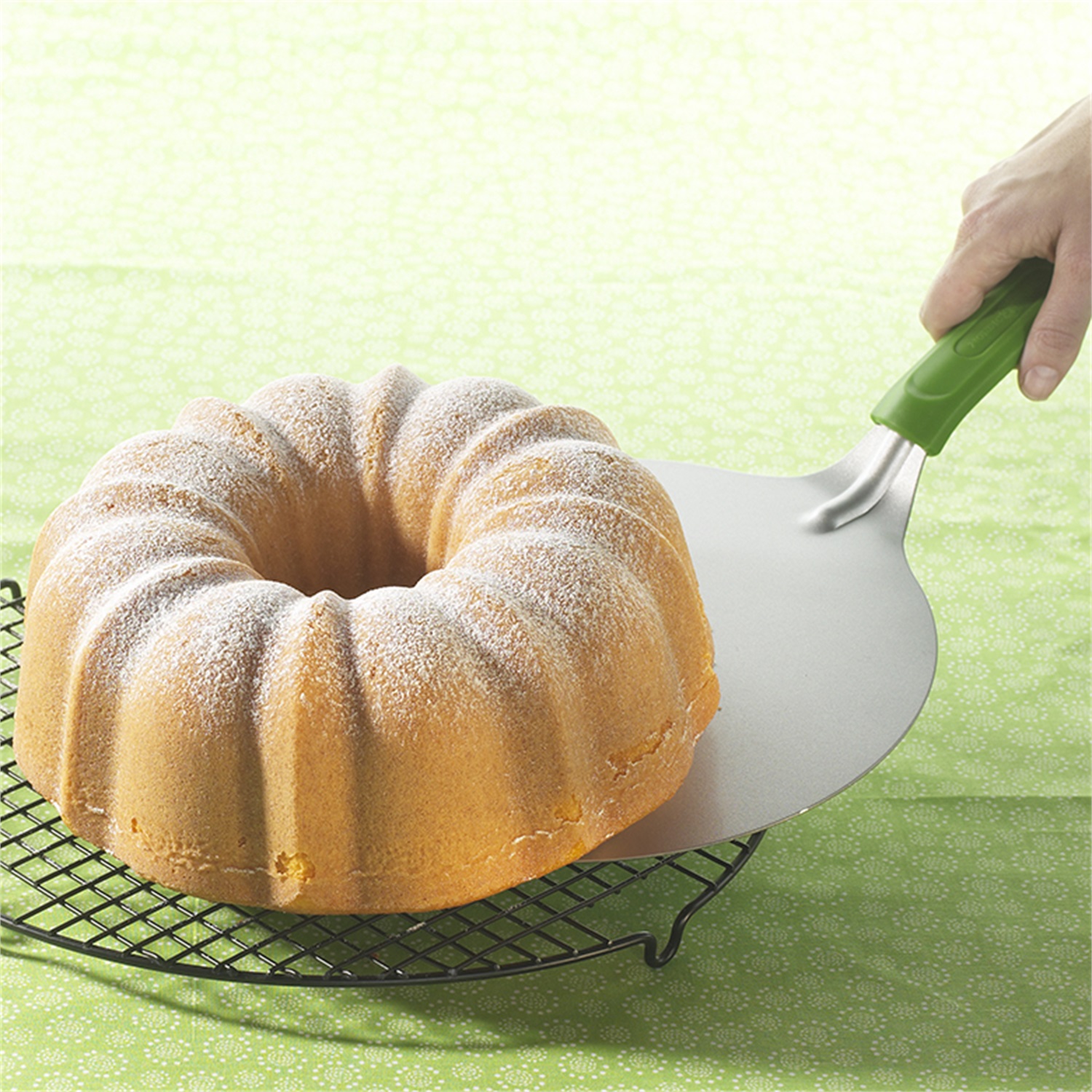 nordic-ware-cake-lifter-255cm