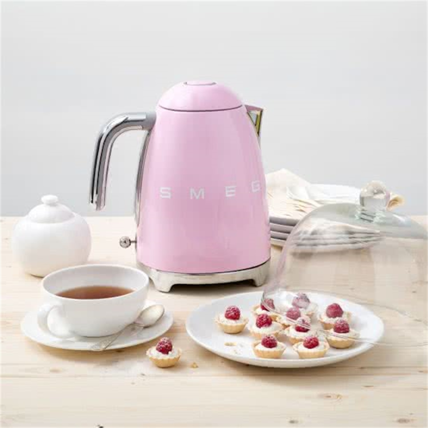 smeg-waterkoker-klf03pkeu-roze