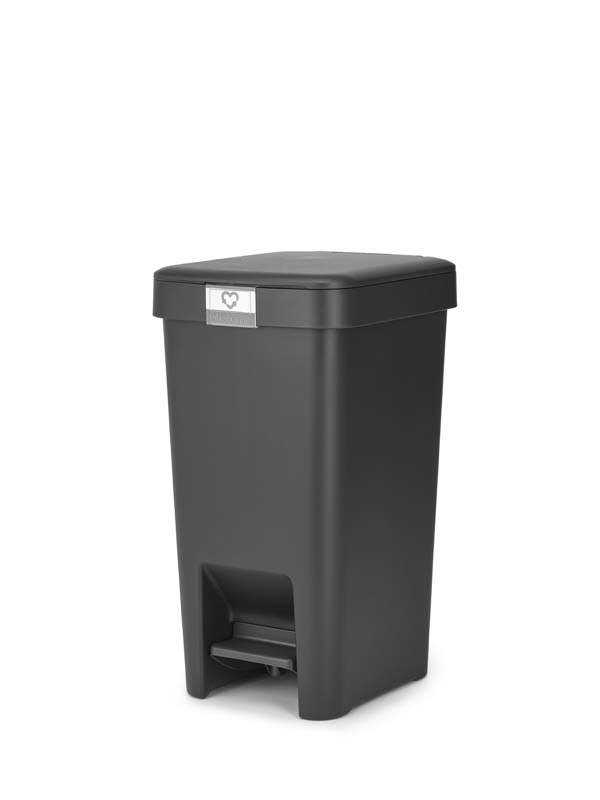 brabantia-stepup-pedaalemmer-10l-dark-grey2.jpg