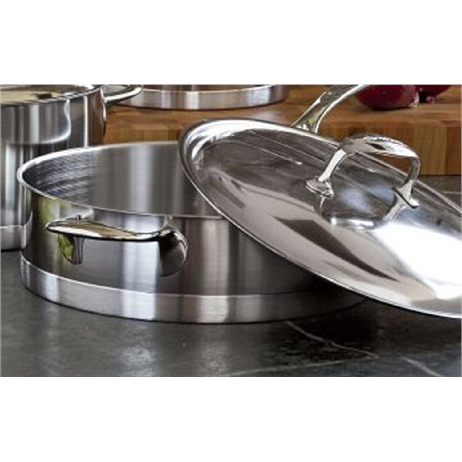 demeyere-atlantis-7-hapjespan-met-rvs-deksel-24cm