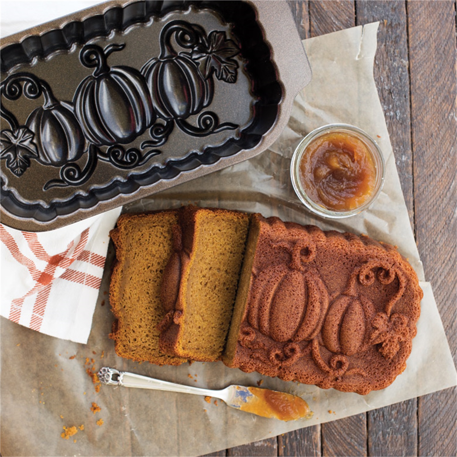 nordic-ware-pumpkin-patch-loaf-bakvorm-27x13cm-brons