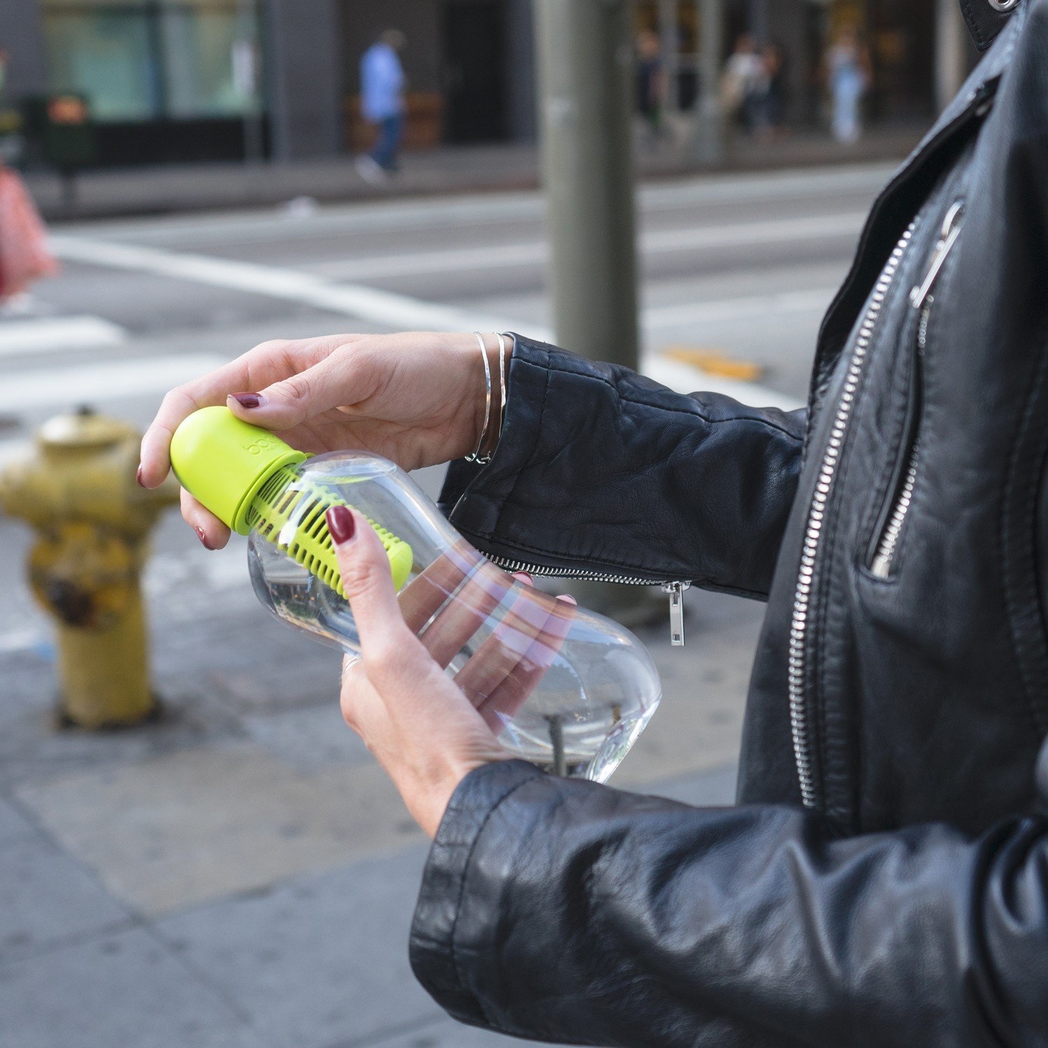 bobble-classic-waterfles-met-draagkoord-055l-rood