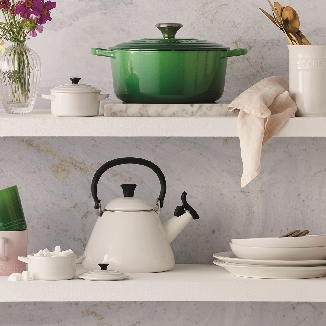 le-creuset-kone-fluitketel-16l-white