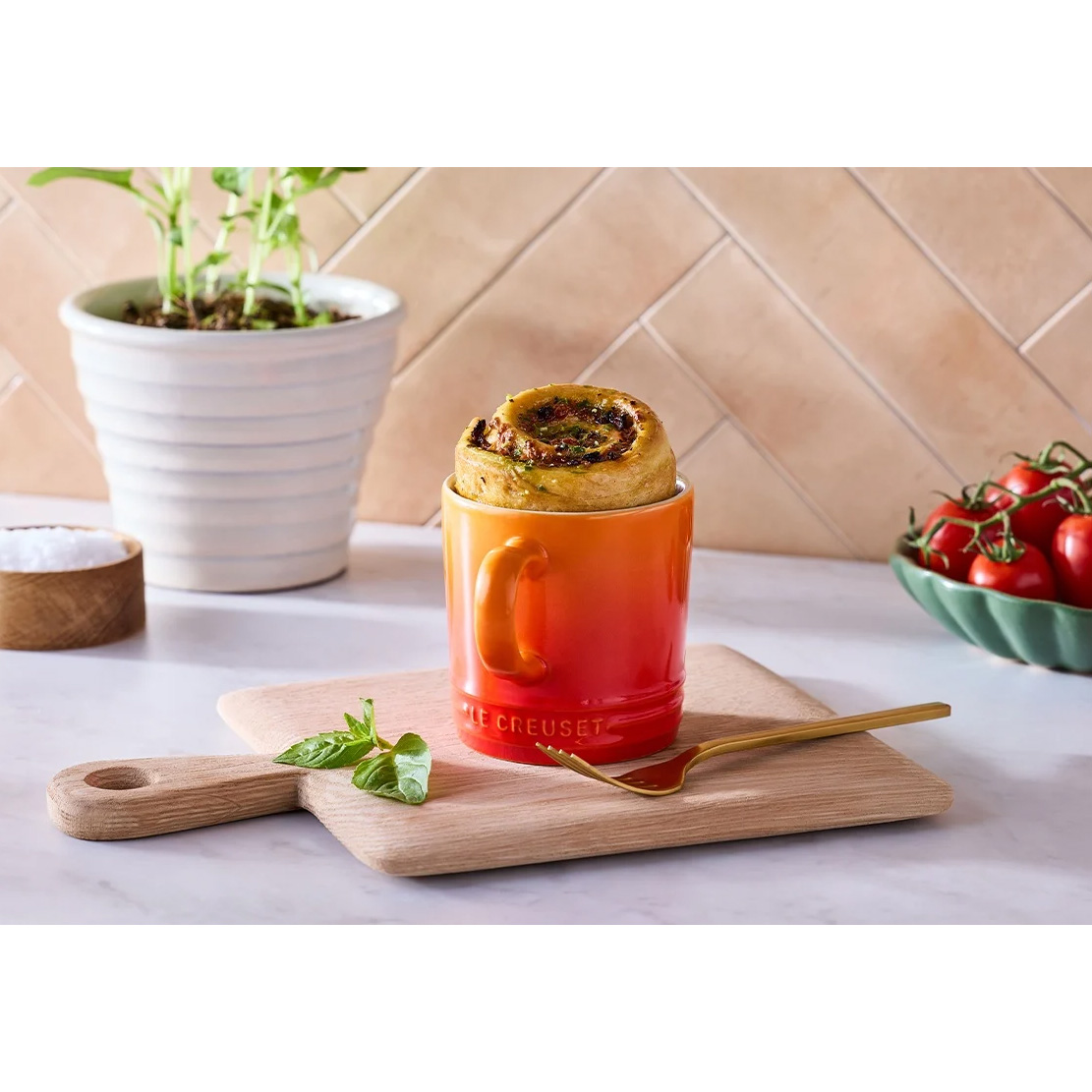 le-creuset-mok-oranje-035l-sfeer.jpg
