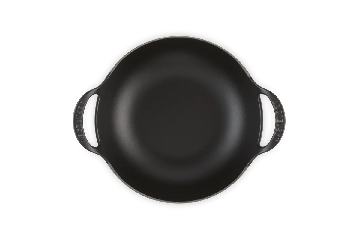le-creuset-gietijzeren-balti-wokpan-24cm-mat-zwart2.jpg