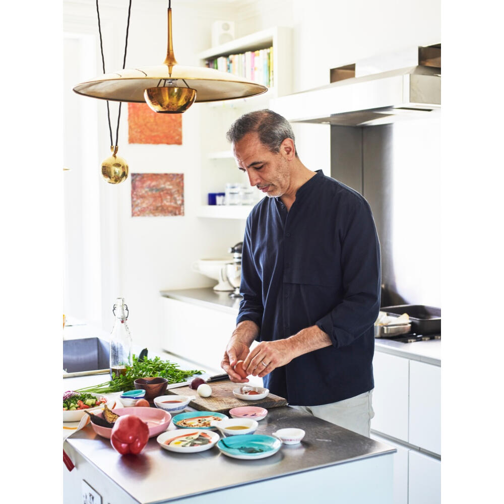 serax-feast-ottolenghi-borden-hoog-b8921008k-22cm-whiteblack-pepper-2-stuks