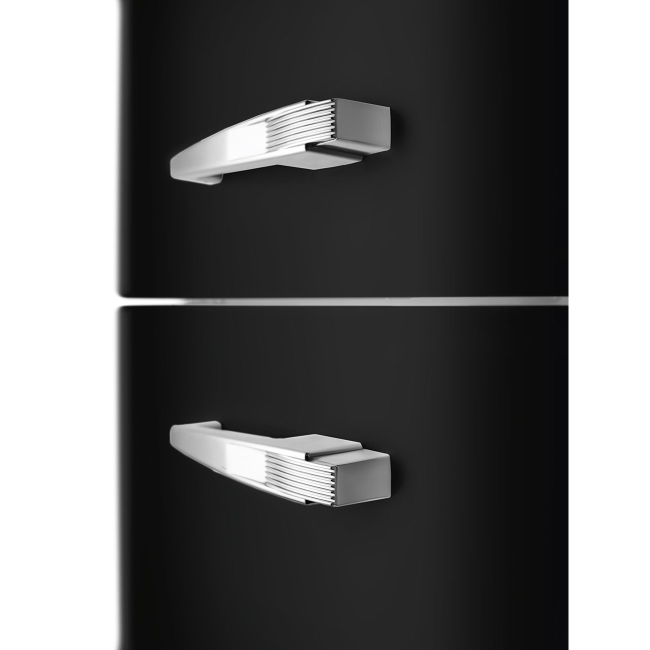 smeg-jaren-50-koel-vriescombinatie-koelkast-fab30lbl6-zwart-linksdraaiend-785176193.jpg