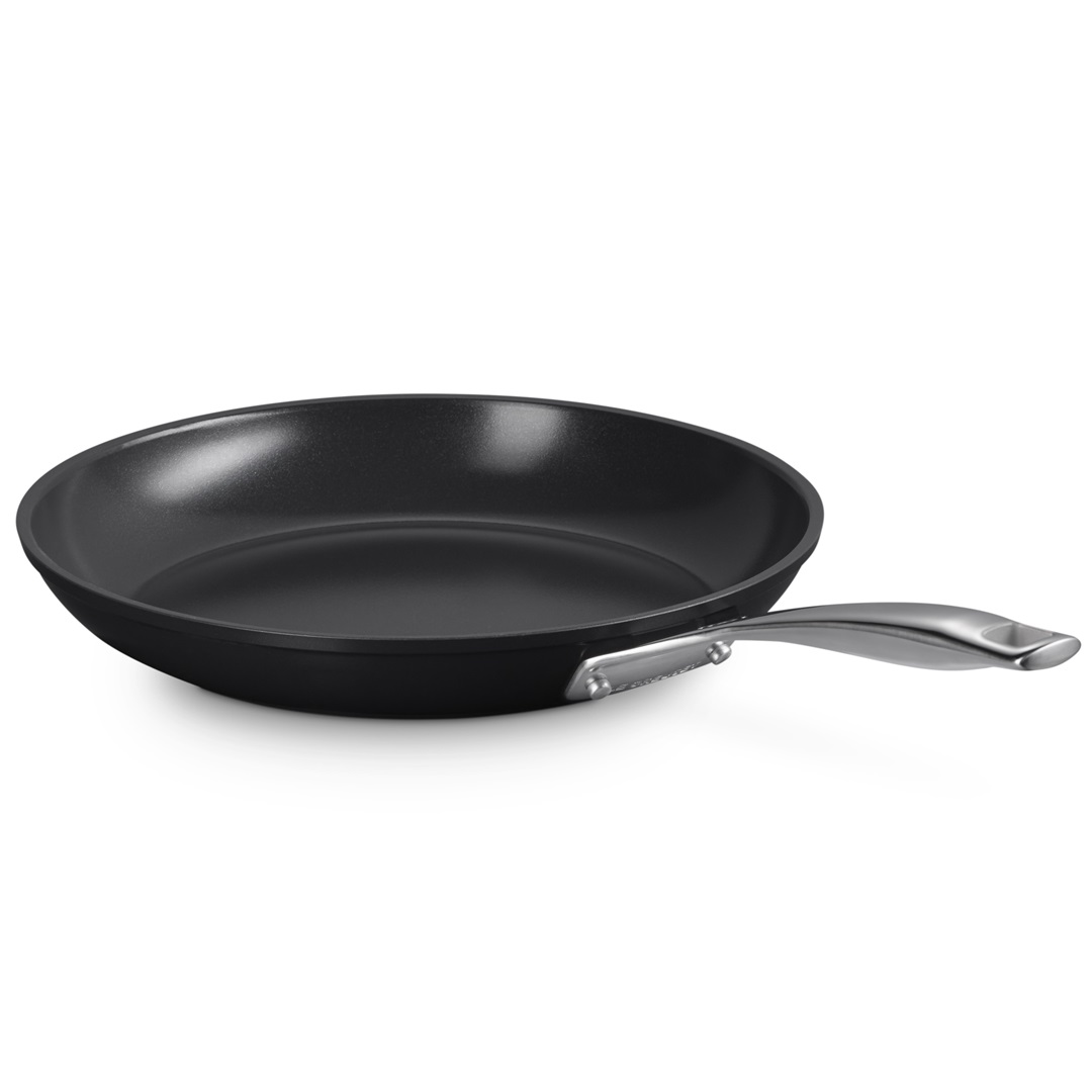 kookpunt-le-creuset-essential-non-stick-ceramic-koekenpan,-28cm__005