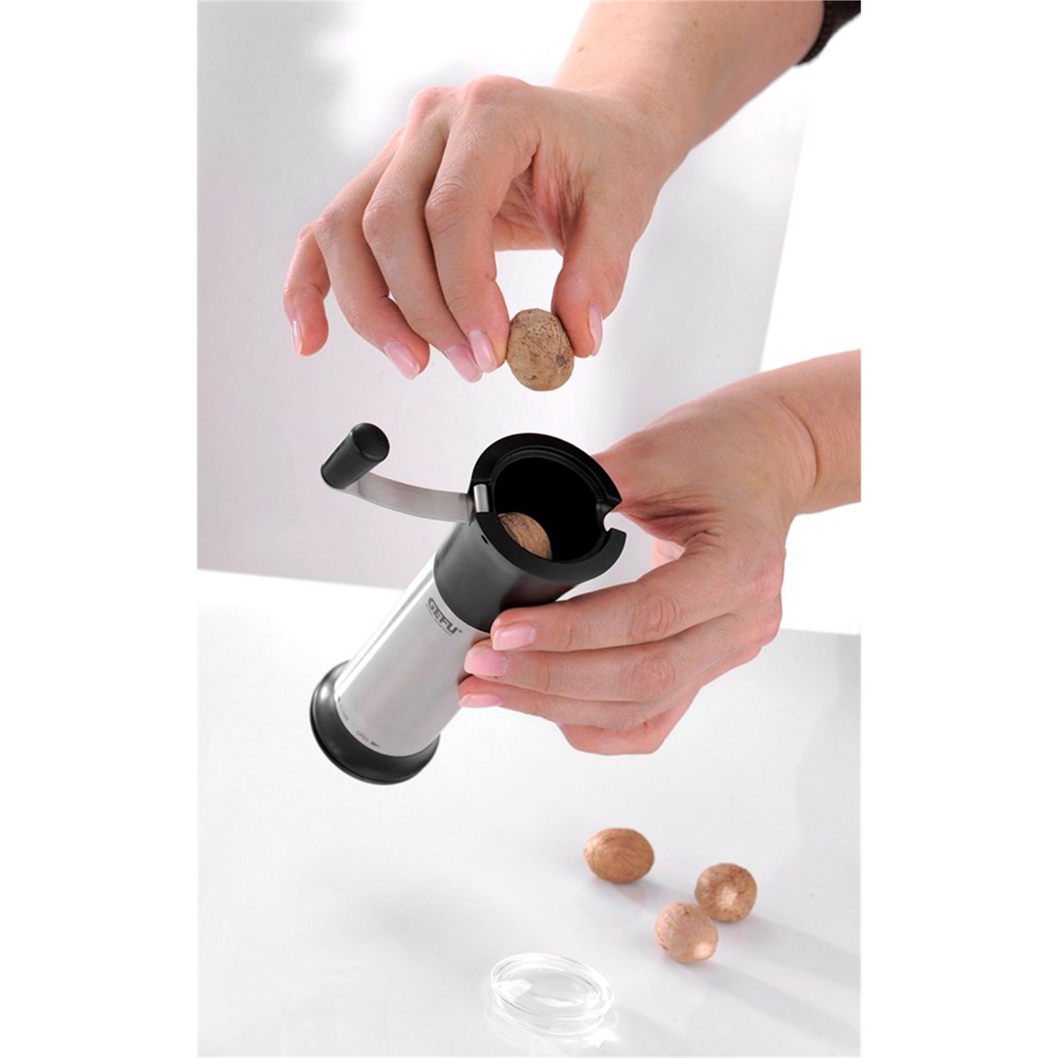 gefu-moscata-laser-cut-nootmuskaatmolen-15cm-zwartrvs