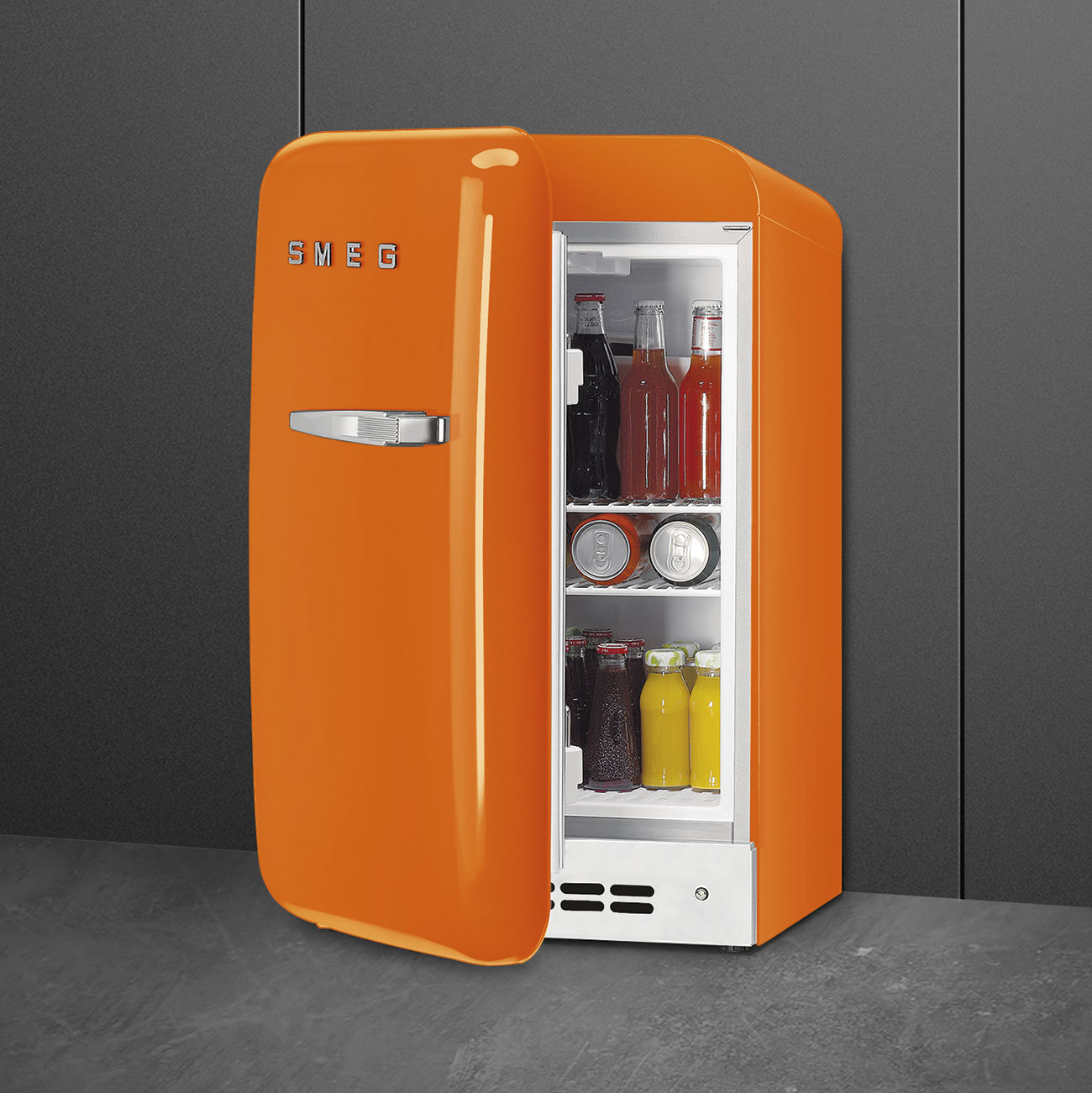 smeg-jaren-50-koelkast-fab5lor6-oranje-linksdraaiend3.jpg