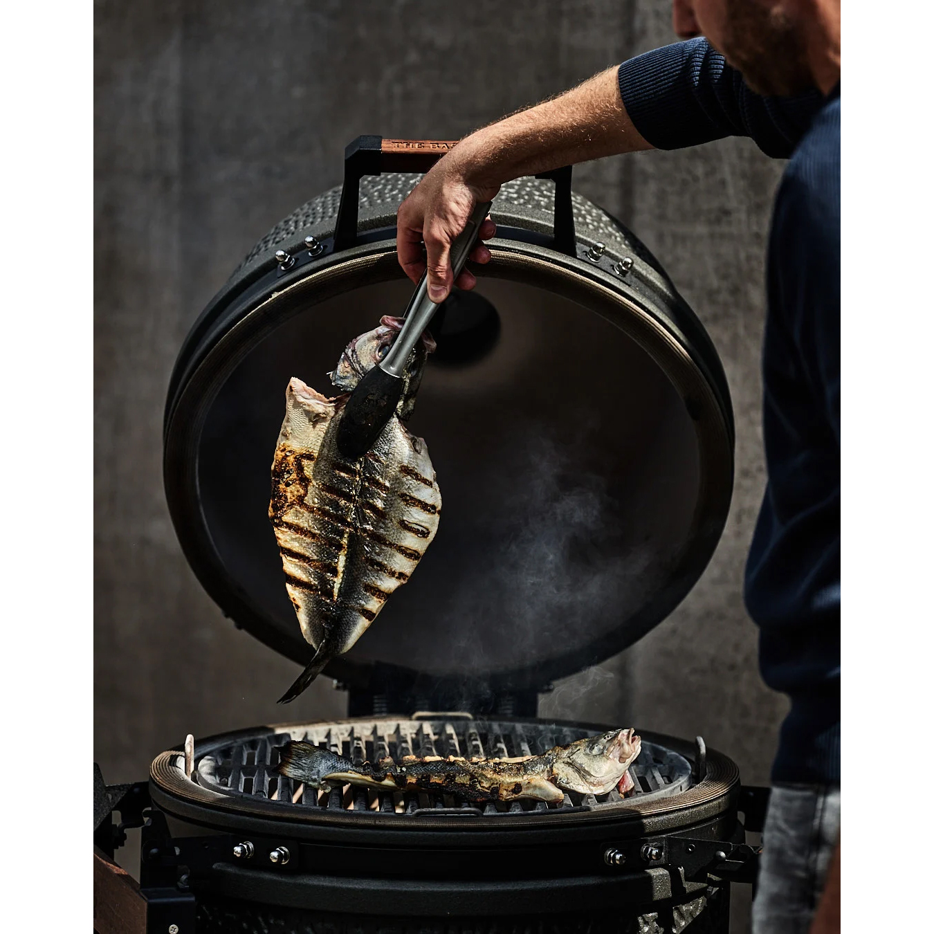 bastard-houtskoolbarbecue-vx-large-solo