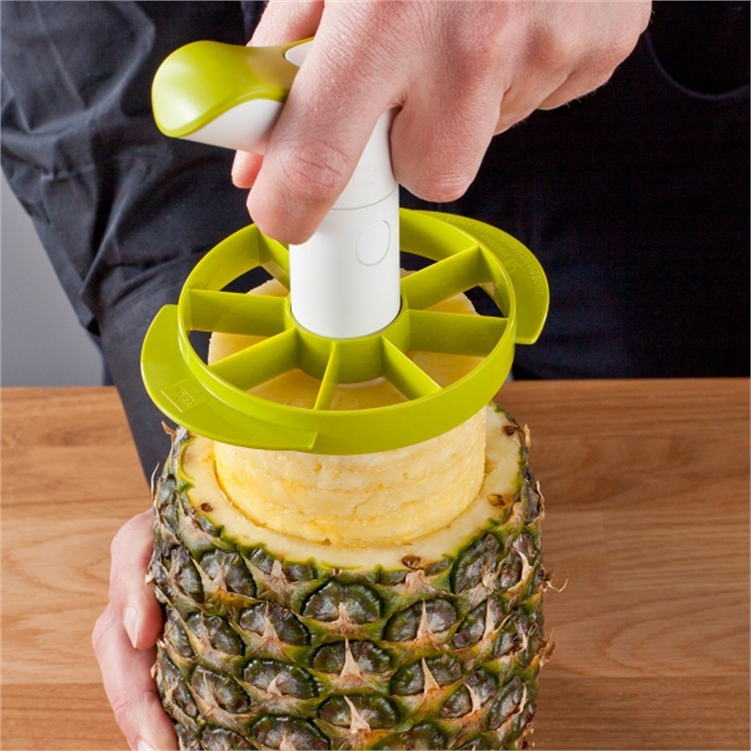 vacuvin-pineapple-slicer-wedger-ananassnijder-kunststof