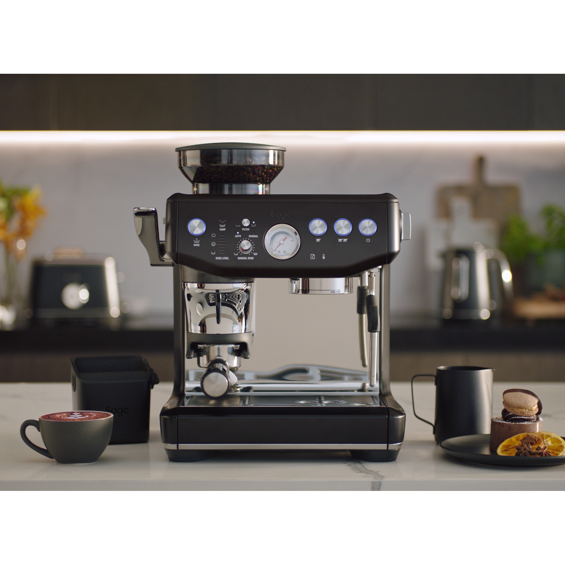 sage-barista-express-impress-espressomachine-black-truffle