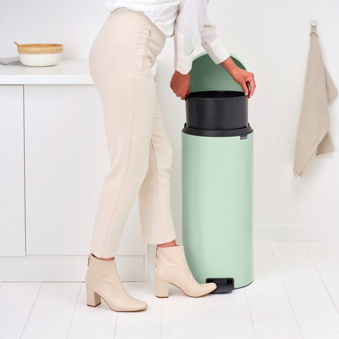 brabantia-newicon-pedaalemmer-30l-jade-groen