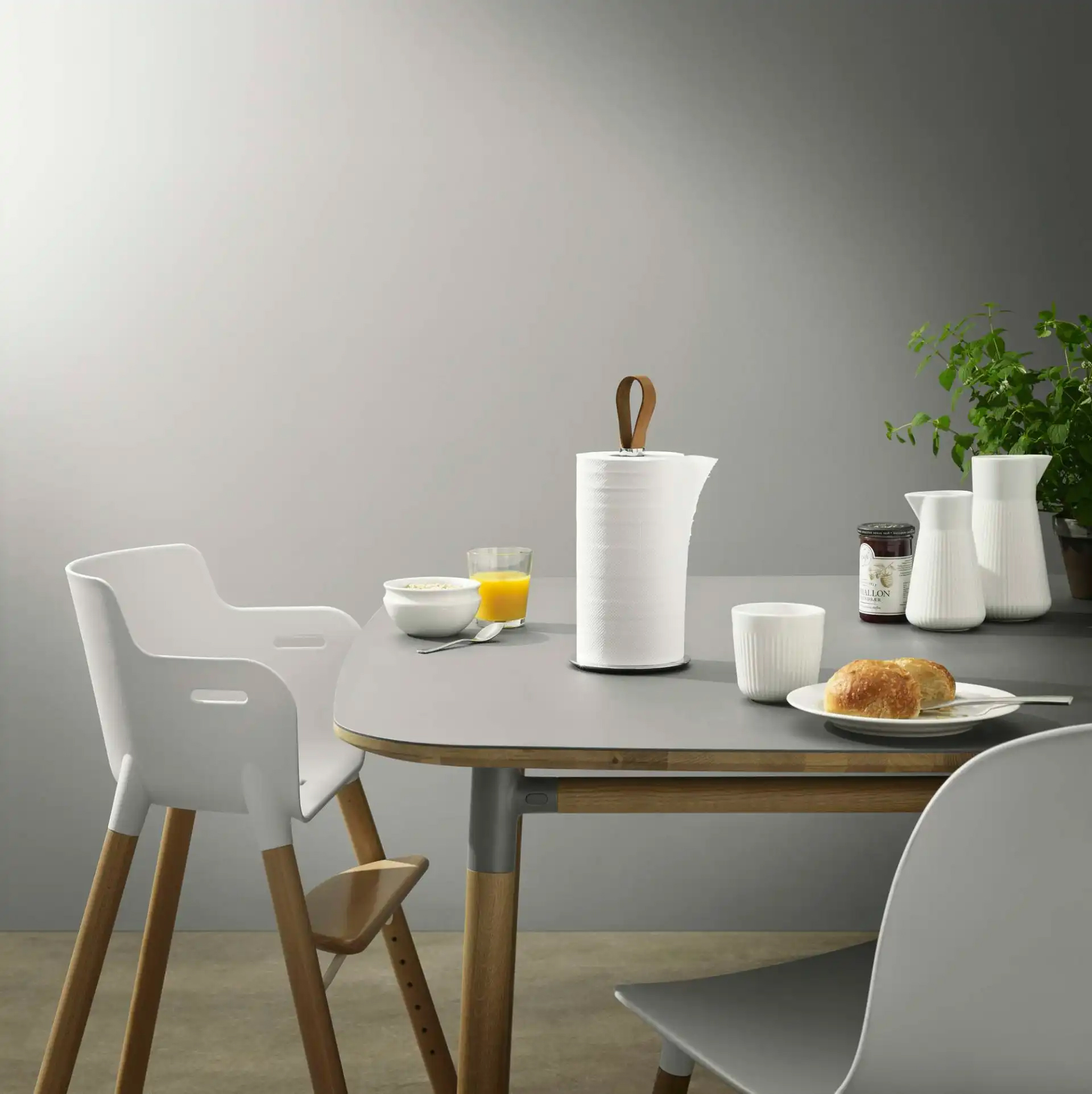 eva-solo-keukenrolhouder-met-lederen-lus-305cm-rvs