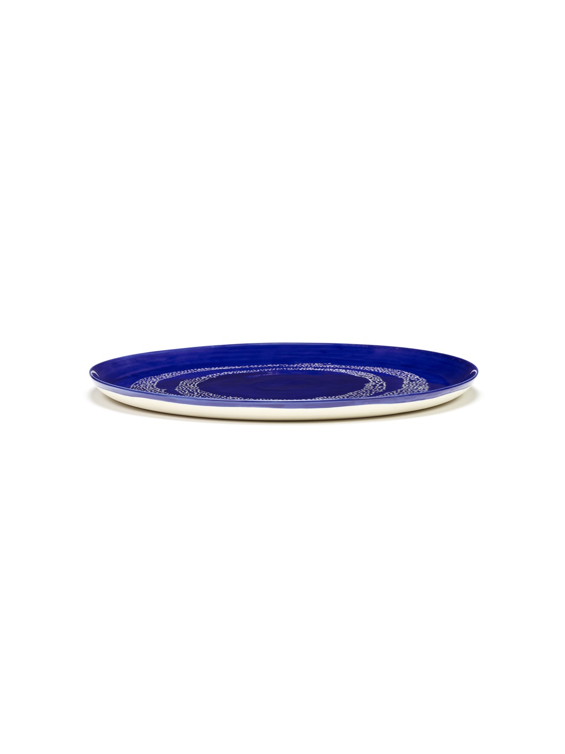serax-feast-ottolenghi-serveerbord-b8921007i-35cm-lapis-lazuli-swirlwhite-dots