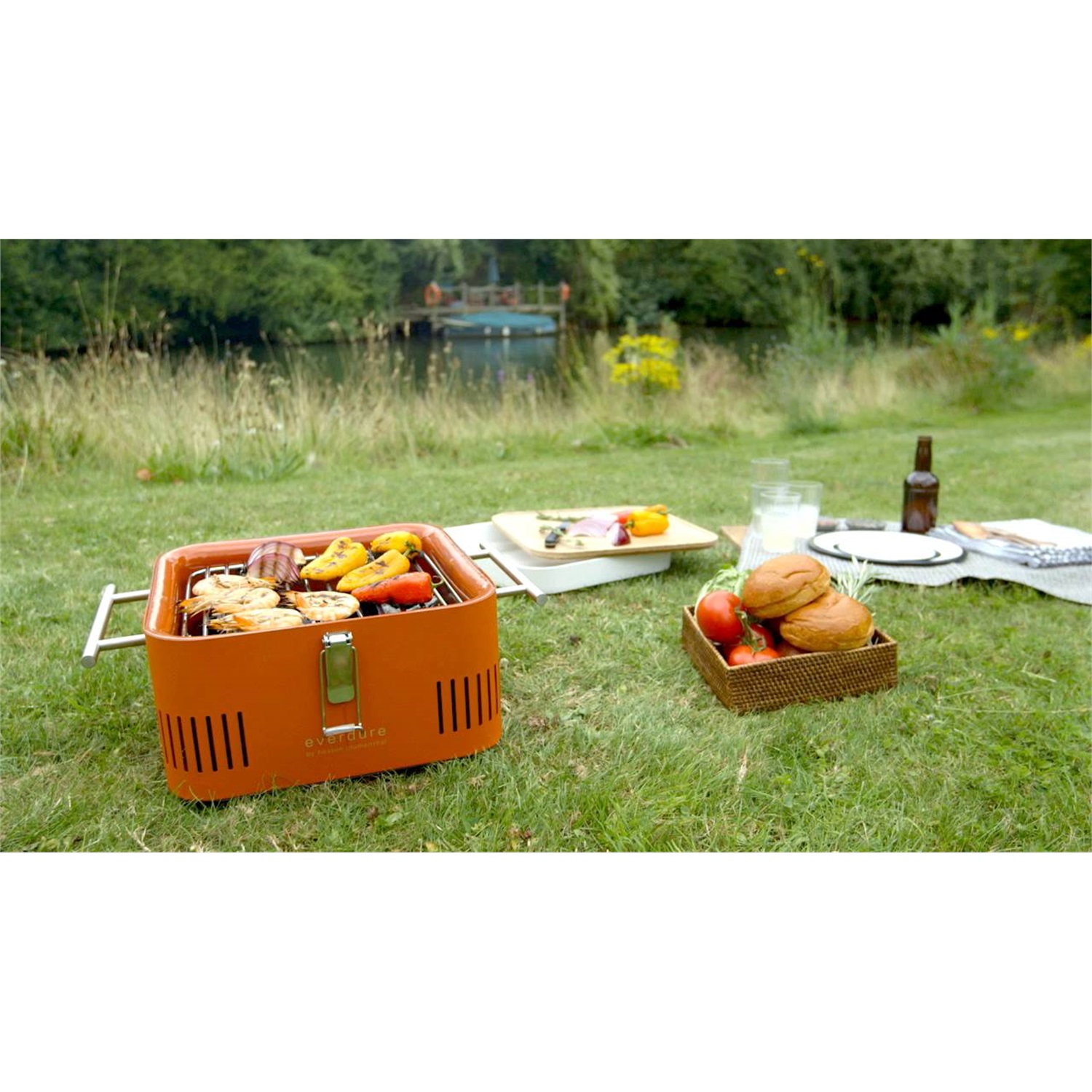 everdure-cube-houtskool-bbq-oranje