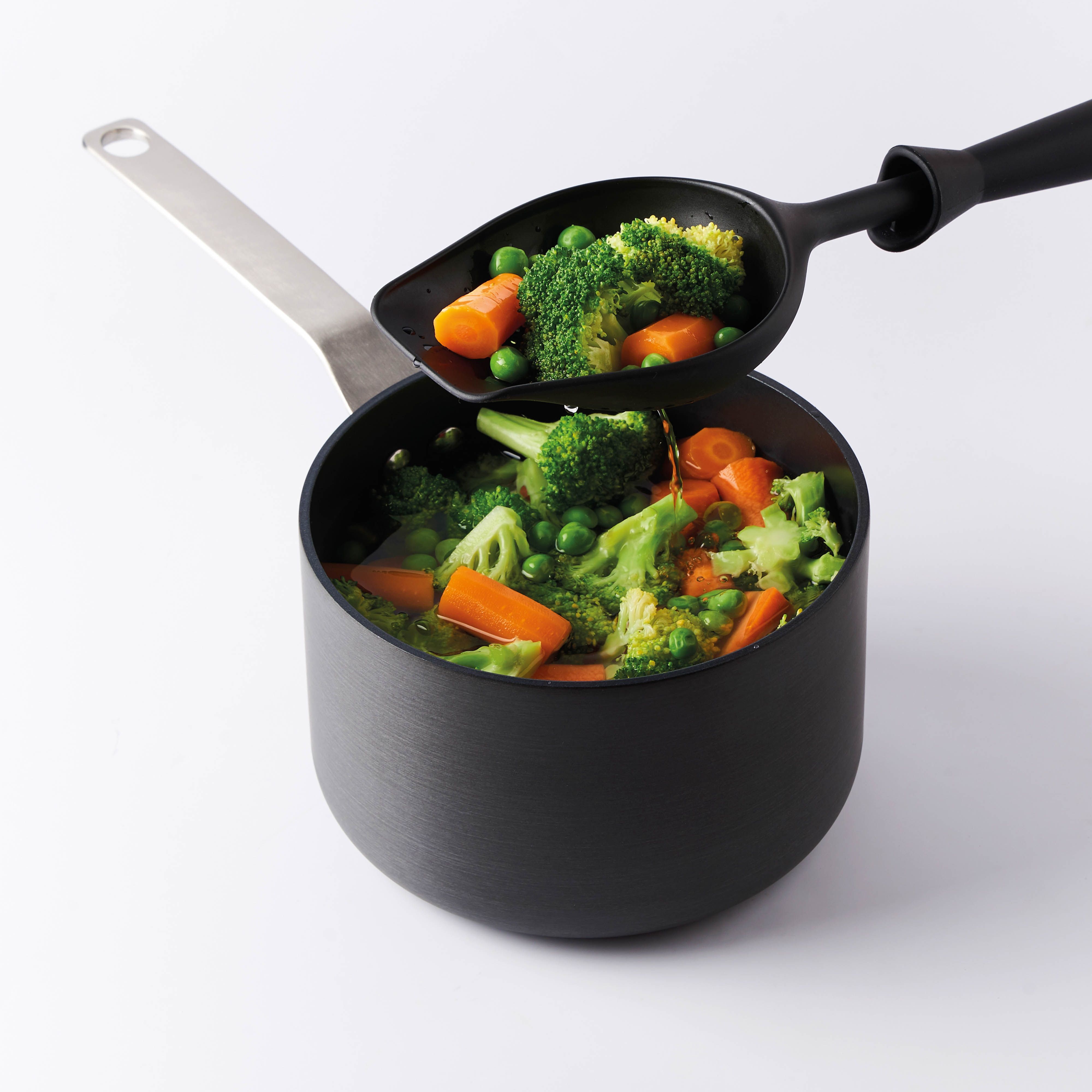 mastrad-stand-vergietlepel-f18800-zwart