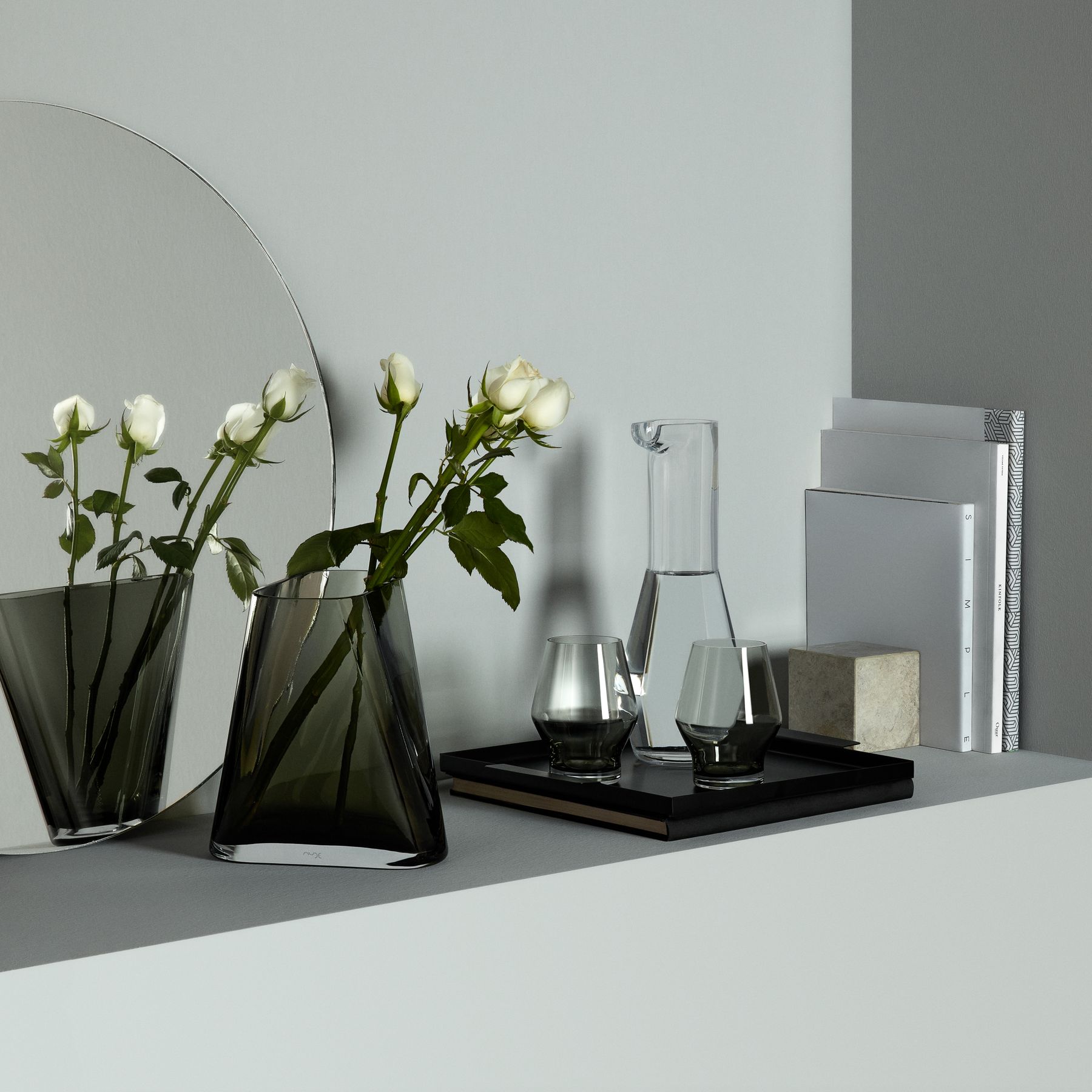 nude-beak-waterkaraf-met-glazen-3-delig-smoke-grijs_2jpeg