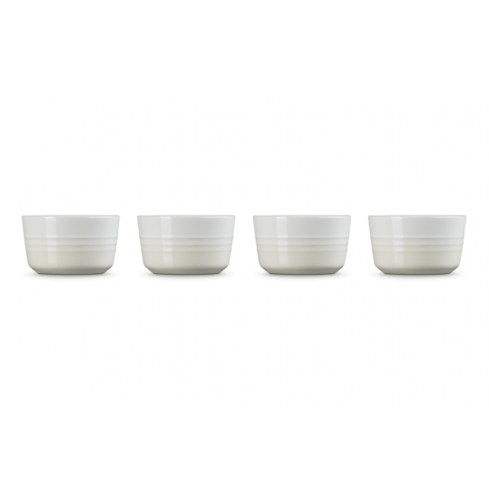 le-creuset-stoneware-mini-ramekins-meringue