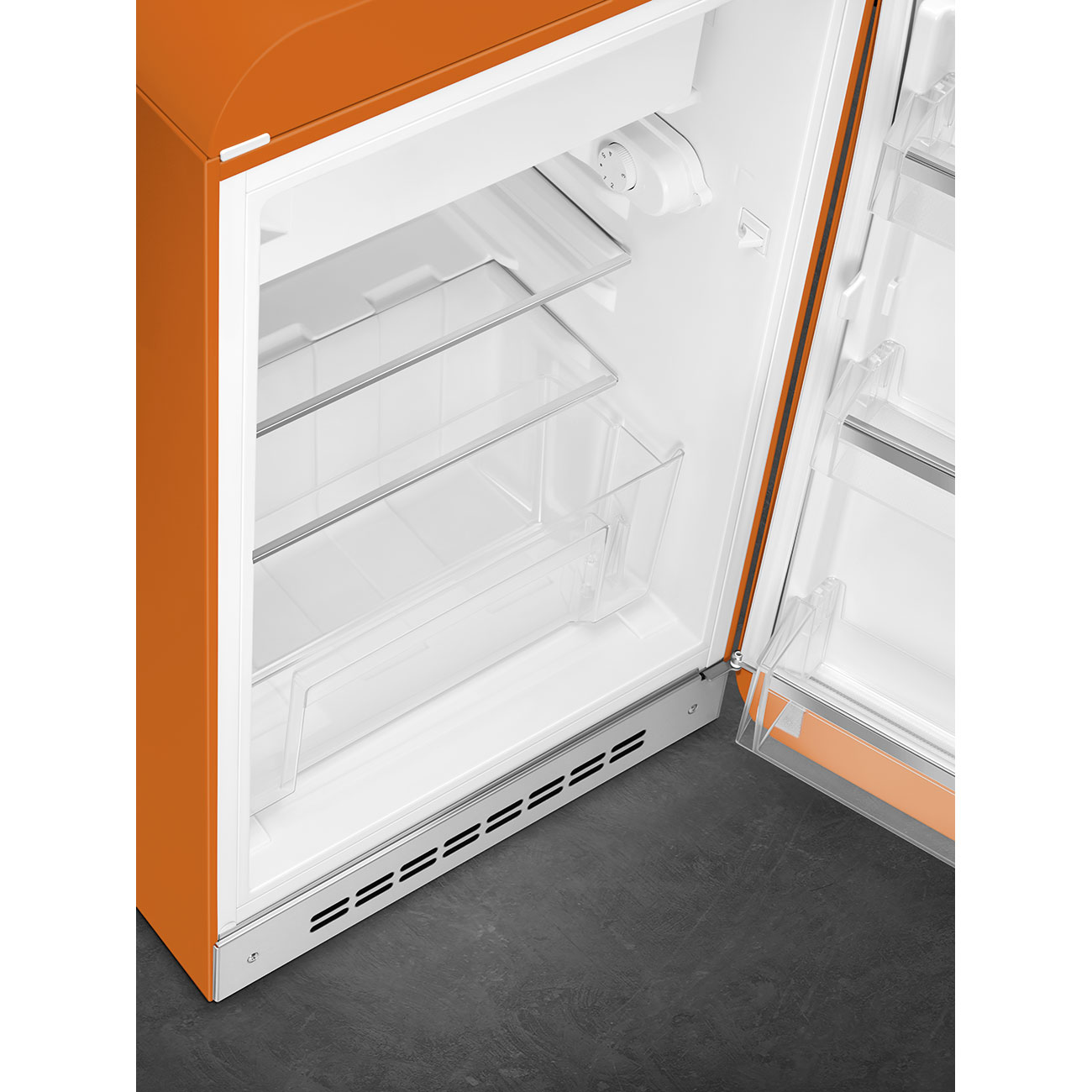 smeg-jaren-50-koelkast-met-vriesvak-fab10ror6-oranje-rechtsdraaiend7.jpg