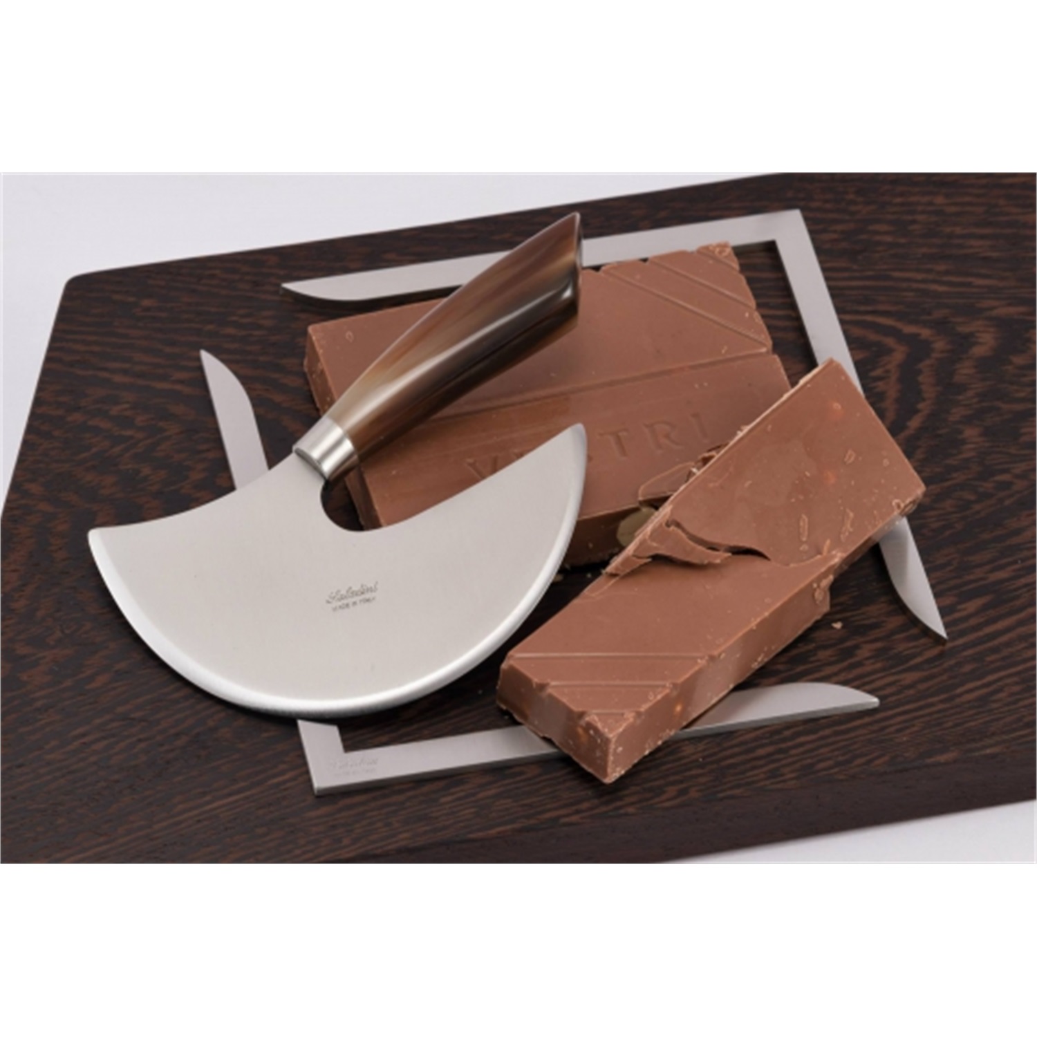 saladini-sellaiomes-met-messenhouder-19cm-olijfhout