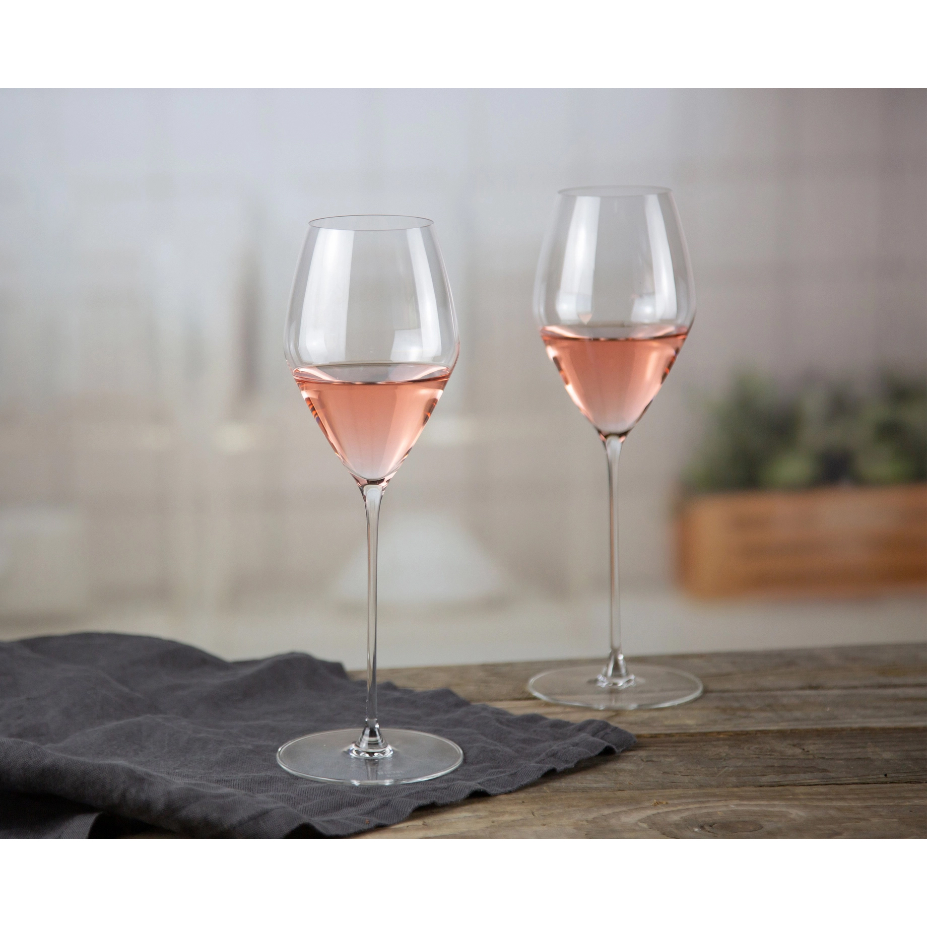 riedel-veloce-rose-wijnglas-sfeer.jpg