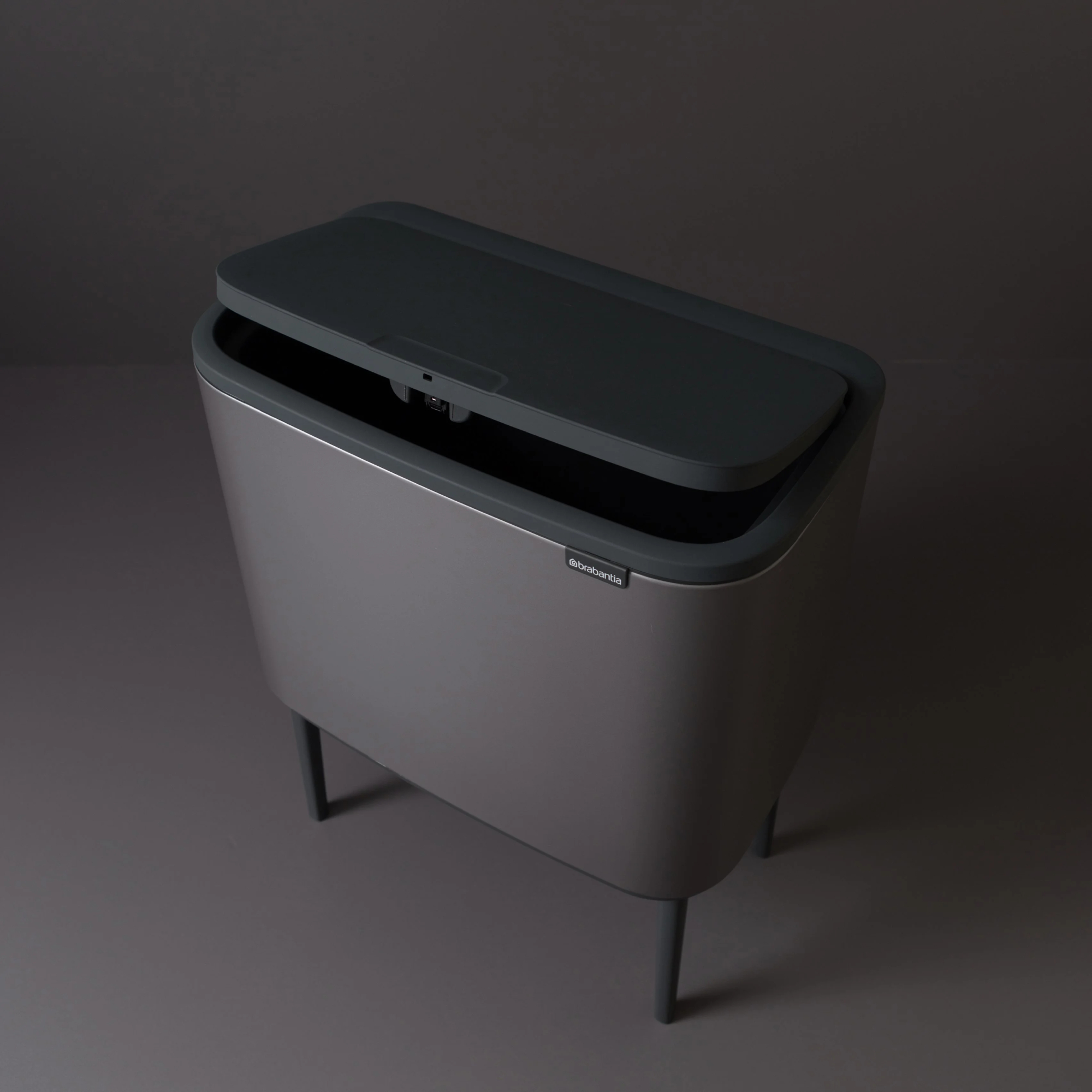 brabantia-bo-touch-bin-11-23l-platina