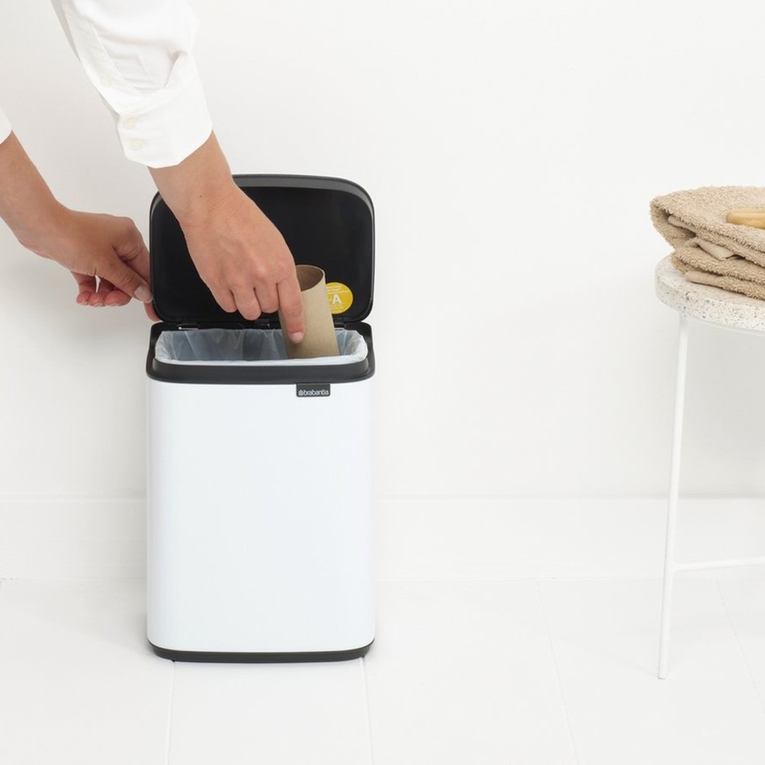 brabantia-bo-afvalemmer-4l-wit_10