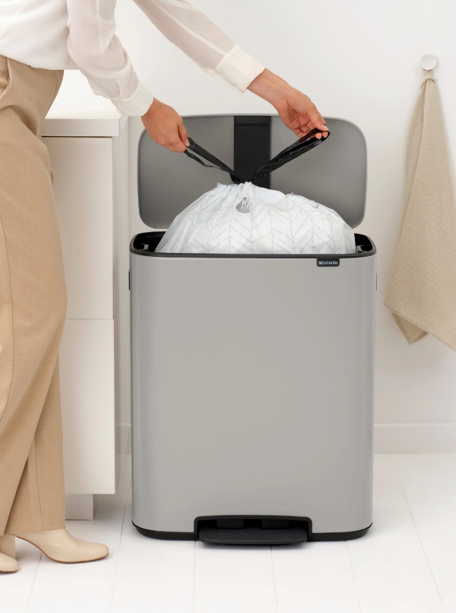 brabantia-bo-pedaalemmer-60l-soft-grey8.jpg