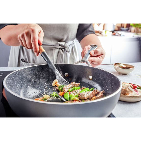 demeyere-alu-plus-3-ceraforce-wok-28cm