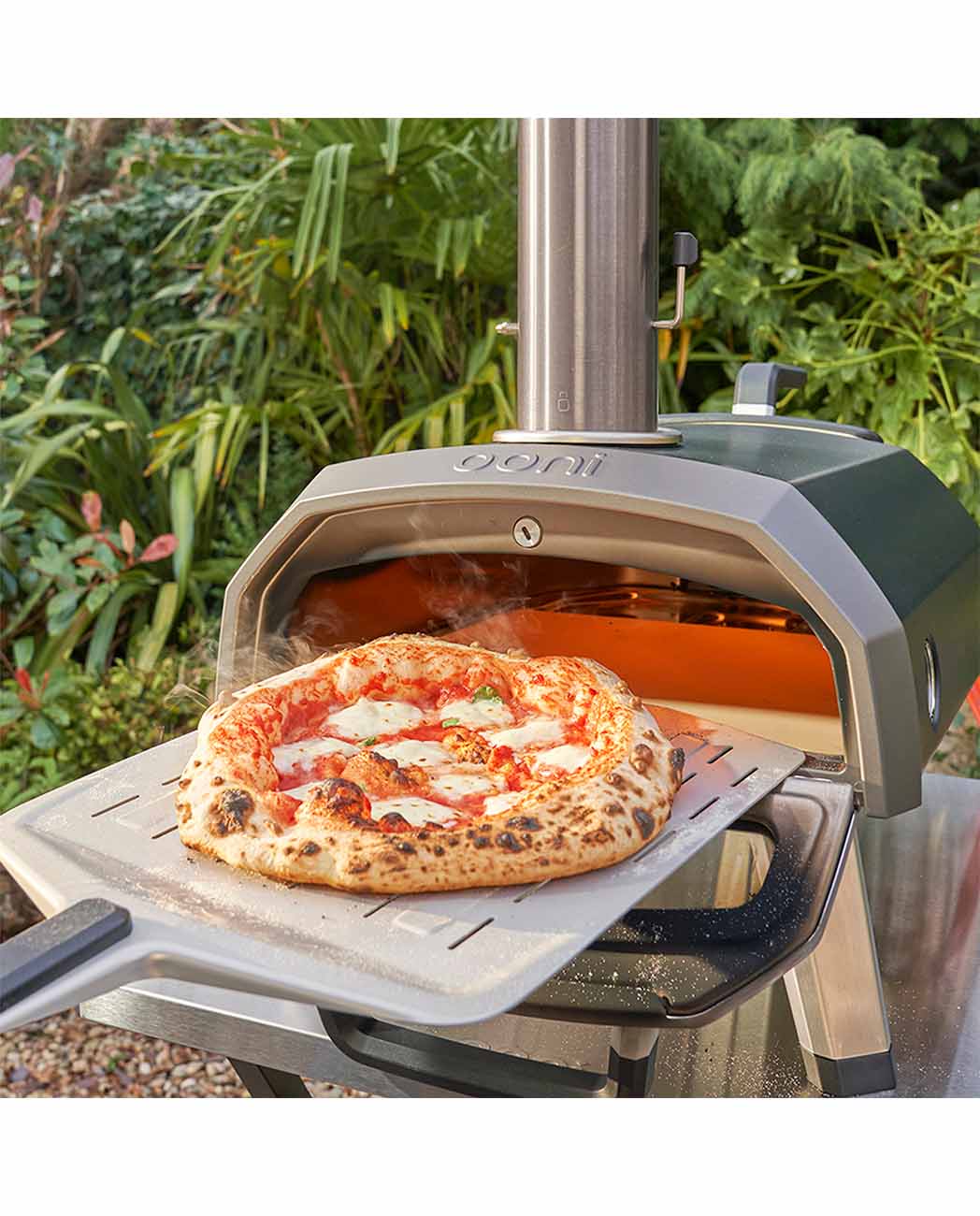 ooni-karu-2-pizzaoven,-hout-of-houtskool-gestookt4