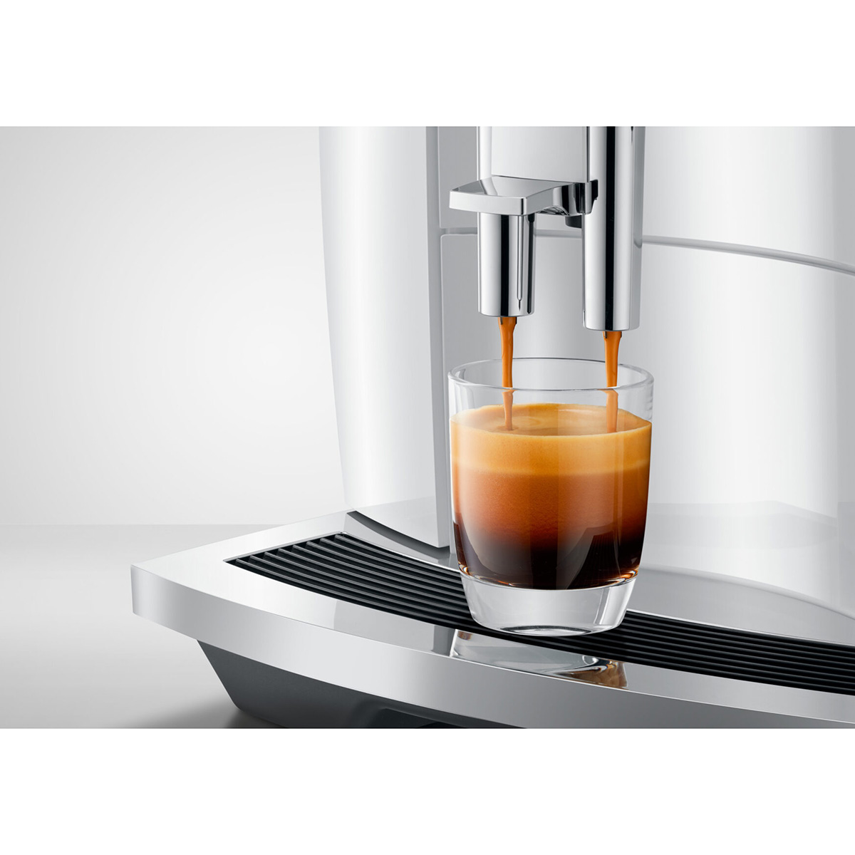 jura-espressomachine-e8-piano-white-ed-sfeer-7.jpg