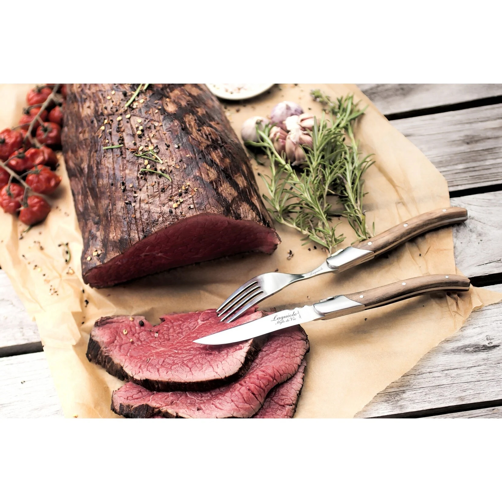 laguiole-style-de-vie-steakmessen-6-delig-olijfhout-sfeer-2.jpg