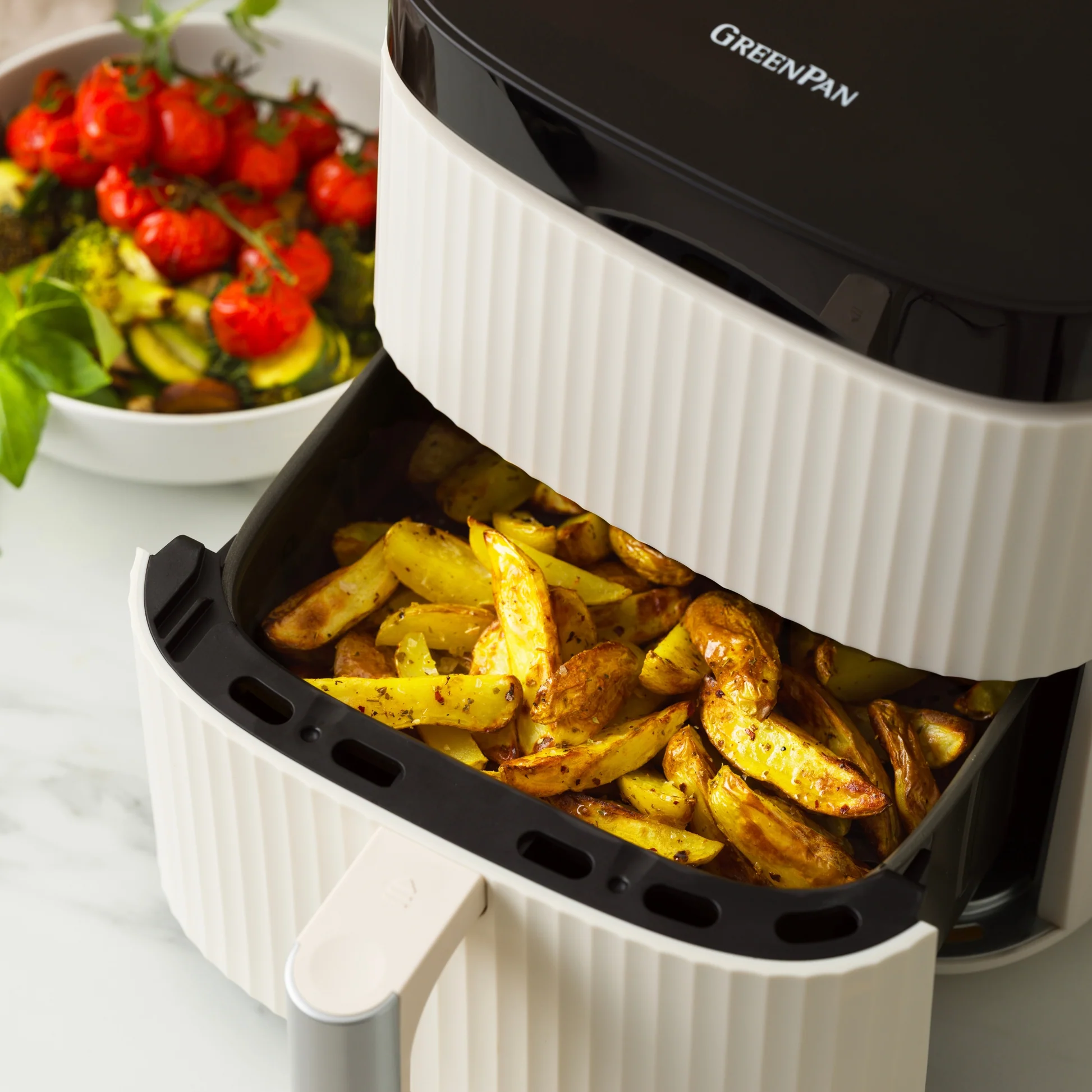 greenpan-silhouette-airfryer-xl-cream6.jpg