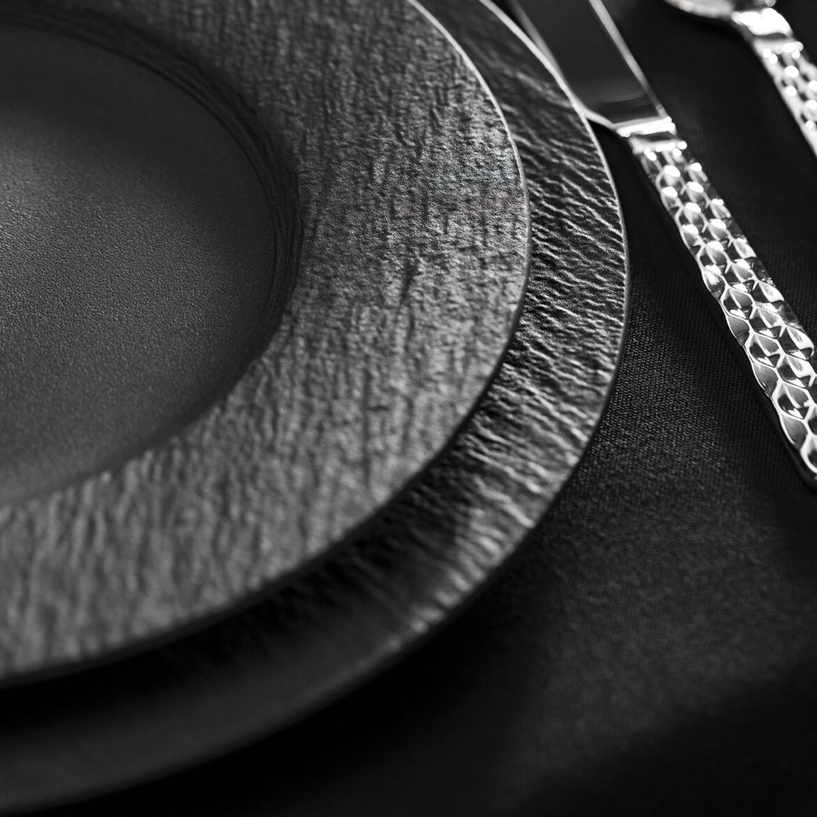 villeroy-boch-manufacture-rock-serviesset-borden-12-delig-zwart_4jpeg