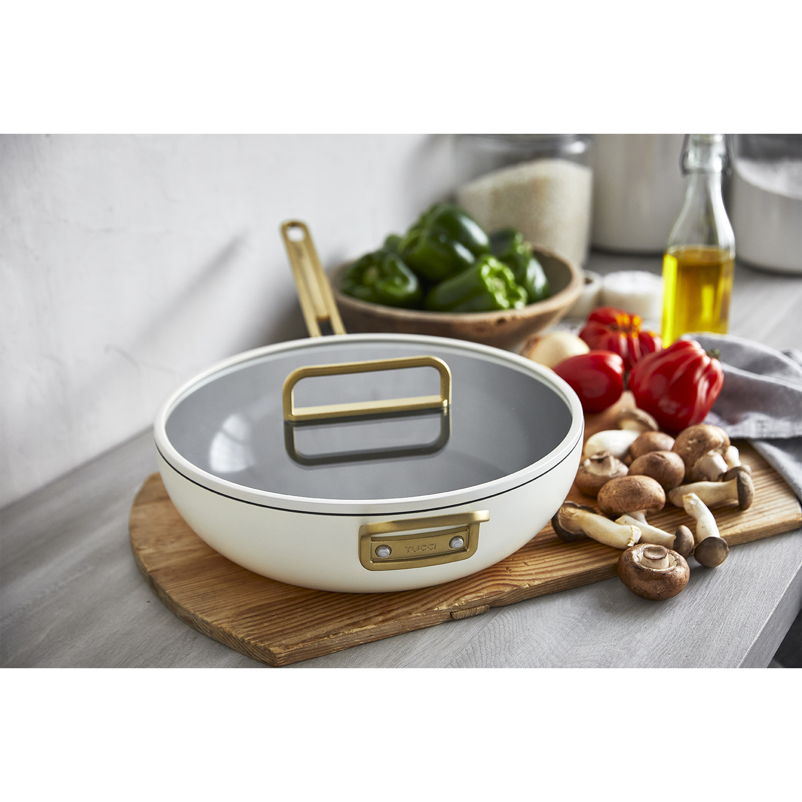 greenpan-tucci-sauteerpan-white-sfeer-3
