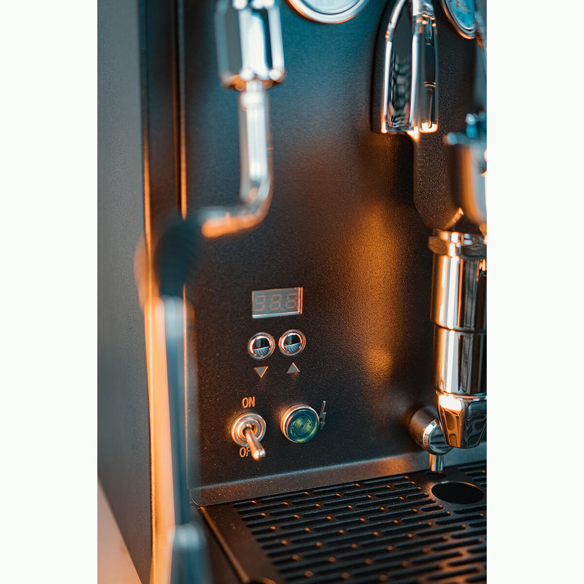 ecm-mechanika-max-espressomachine-mat-zwart7.jpg