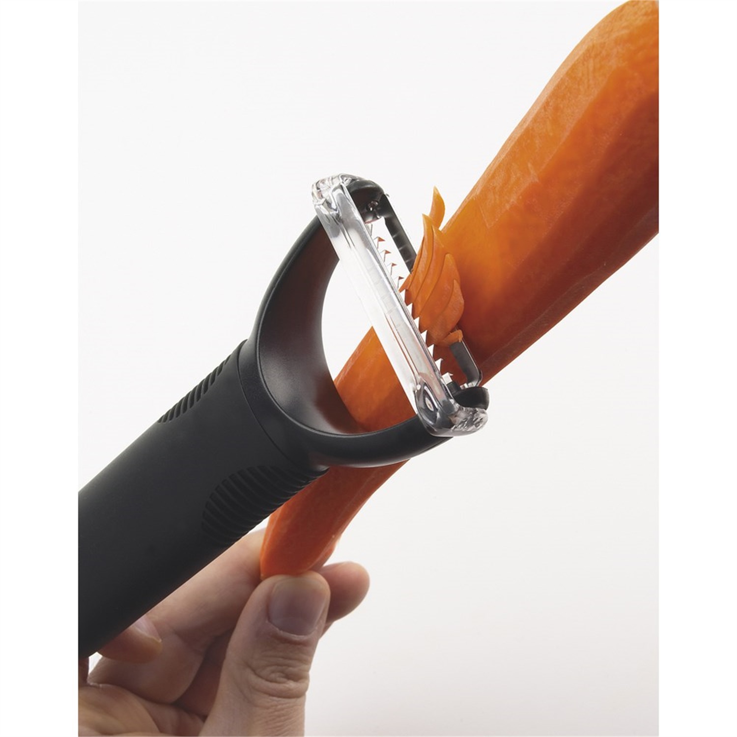 oxo-good-grips-t-peeler-julienneschiller
