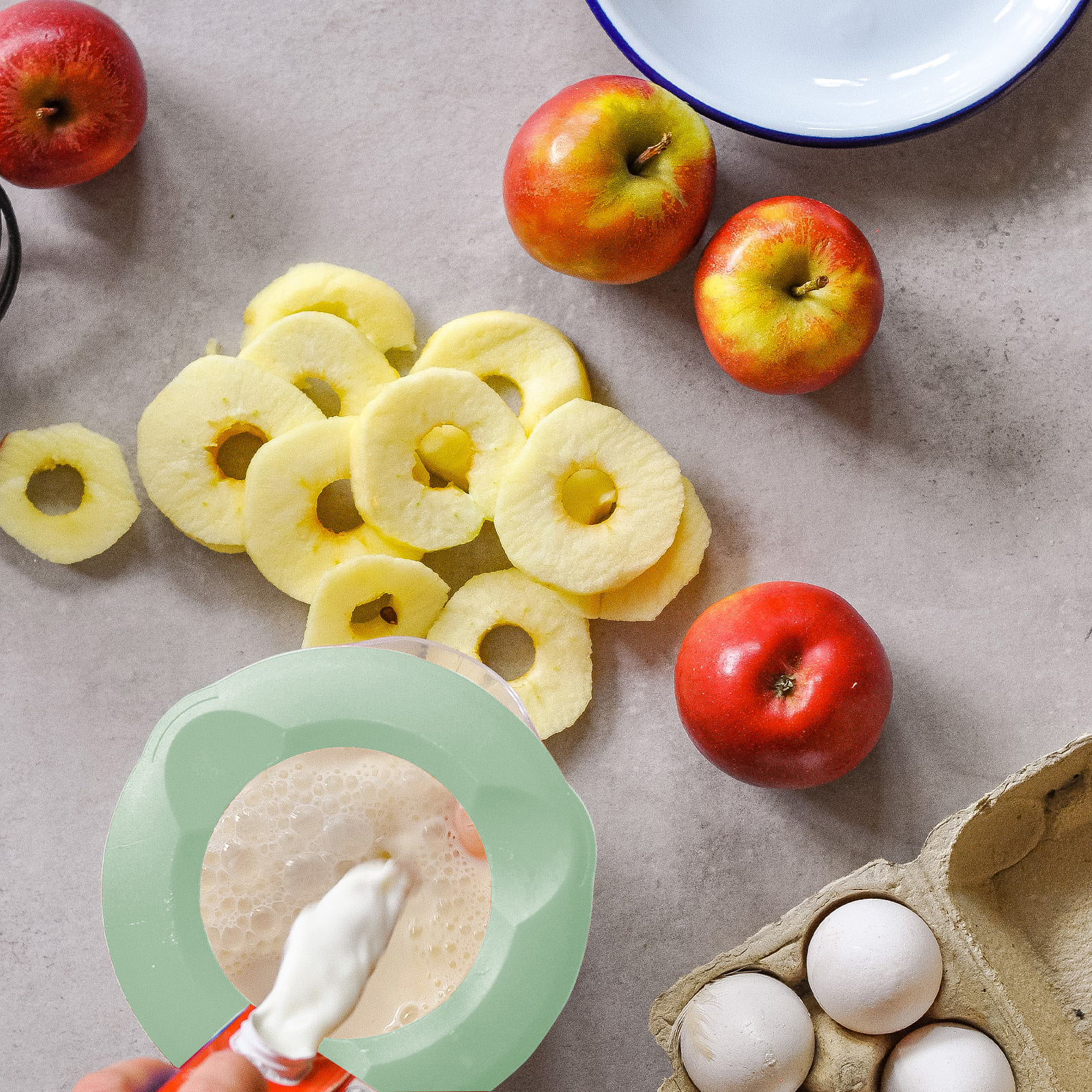 westmark-helena-maatbeker-met-deksel-14l-mintgroen