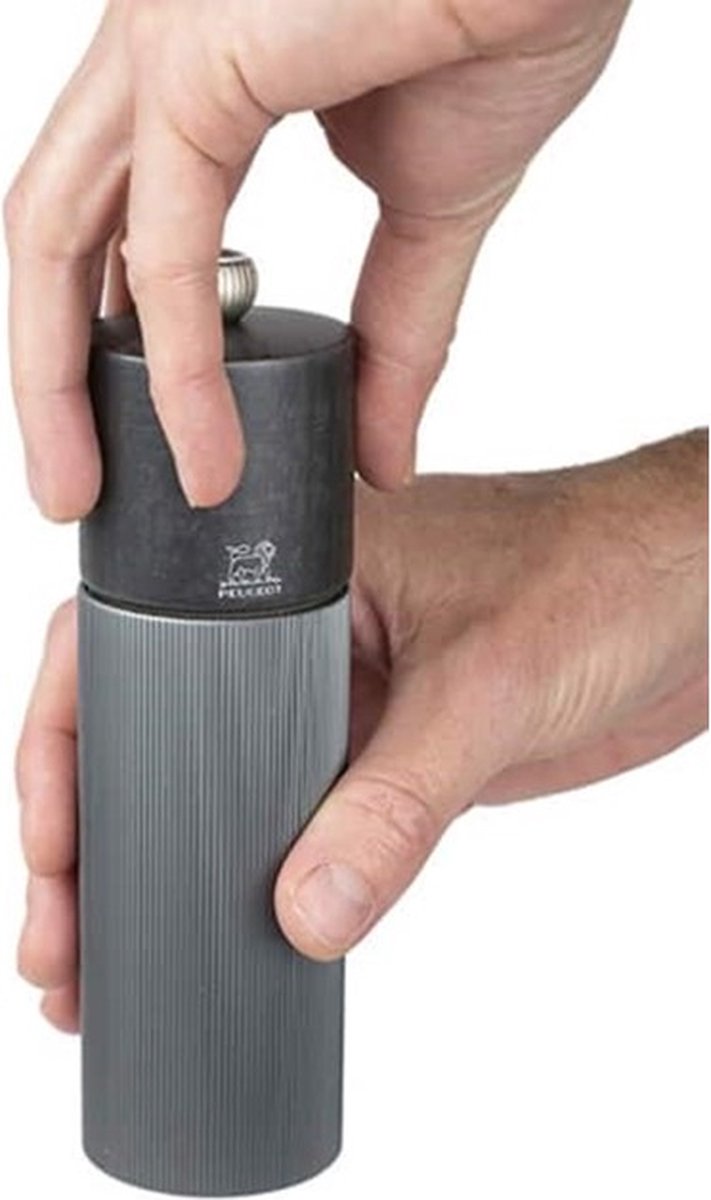 peugeot-line-pepermolen,-18cm-carbon4