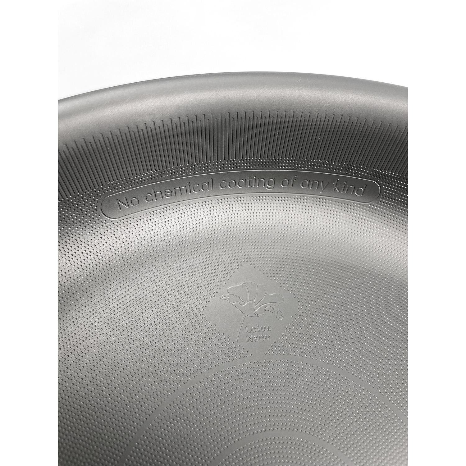 carl-mertens-lotus-nano-koekenpan-detail-structuur.jpg