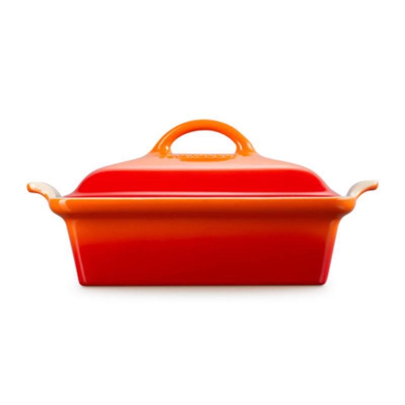 le-creuset-heritage-ovenschaal-met-deksel-vierkant-23cm-oranjerood5.jpg